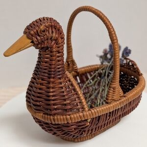 Woven Duck Basket With Handle